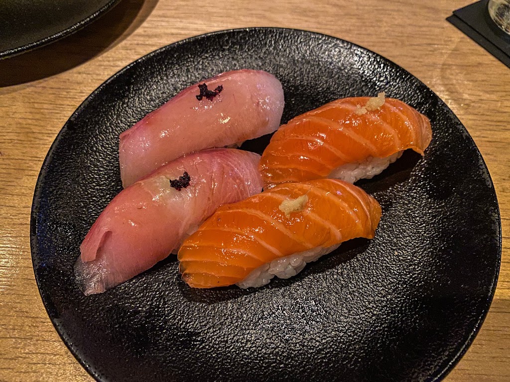 Sushi-san | restaurant | 63 W Grand Ave, Chicago, IL 60654, USA | 3128280575 OR +1 312-828-0575