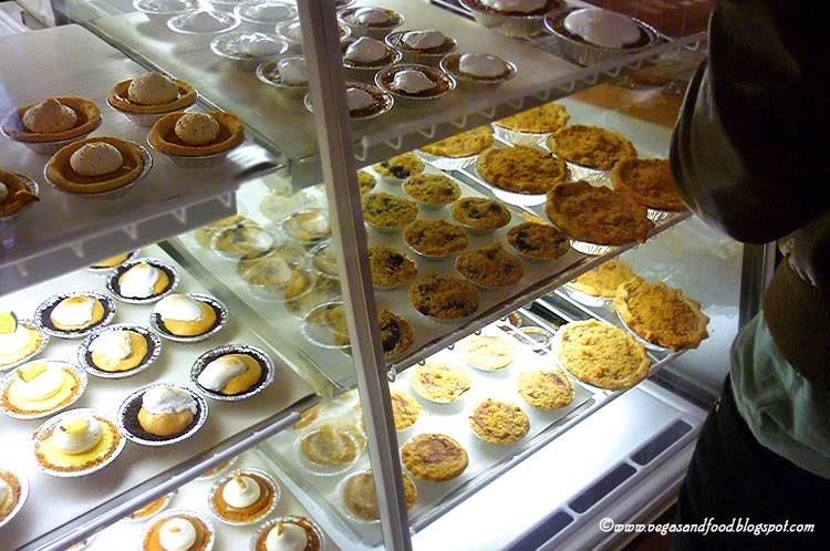 simplethings 3rd Street | meal delivery | 8310 W 3rd St, Los Angeles, CA 90048, USA | 3235923390 OR +1 323-592-3390