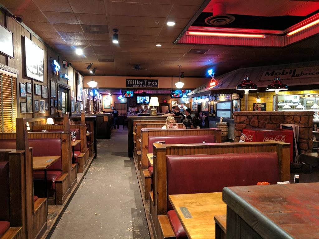 Logans Roadhouse | restaurant | 17065 Mercantile Blvd, Noblesville, IN 46060, USA | 3177763901 OR +1 317-776-3901