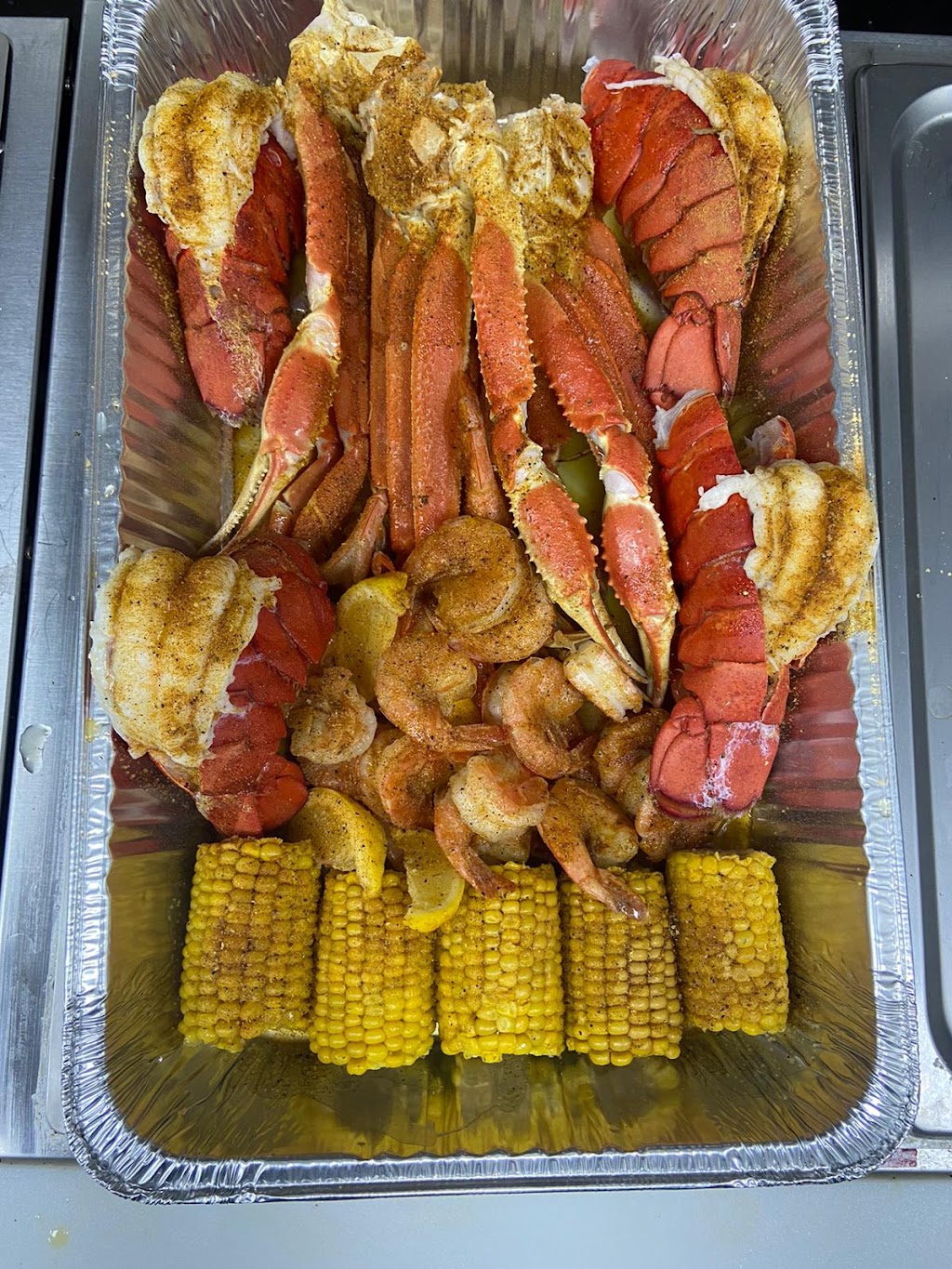 Shell Seekers Seafood Market | restaurant | 810 W 59th St, Chicago, IL 60621, USA | 7739664678 OR +1 773-966-4678