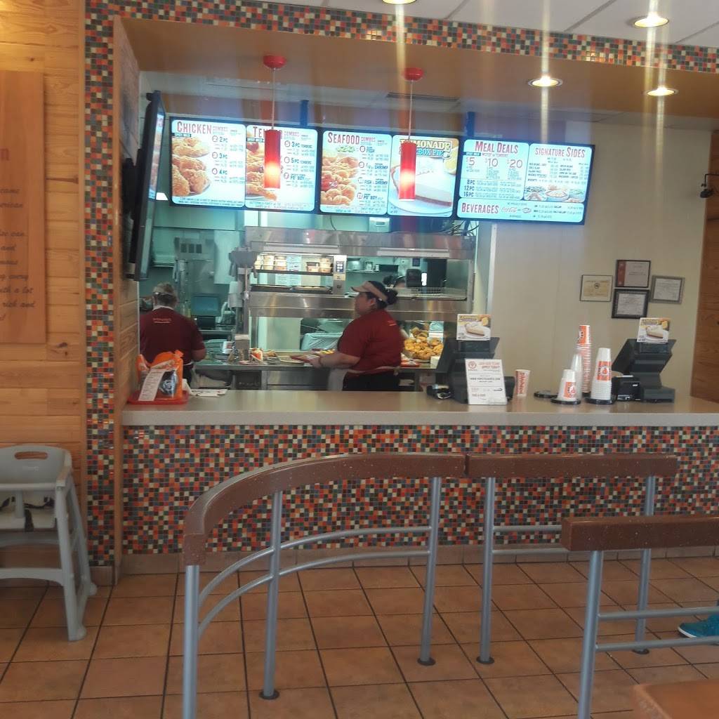 Popeyes Louisiana Kitchen | restaurant | 1711 N Belt Line Rd, Irving, TX 75061, USA | 9725139833 OR +1 972-513-9833