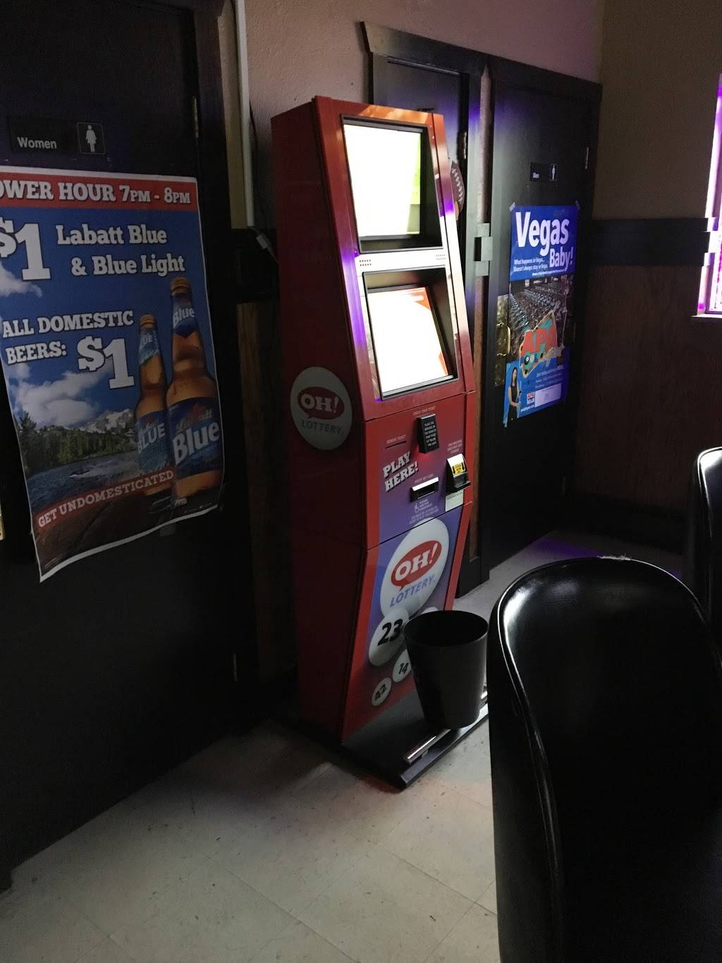 Koozies Pub | restaurant | 5278 Pearl Rd, Parma, OH 44129, USA | 2167955970 OR +1 216-795-5970