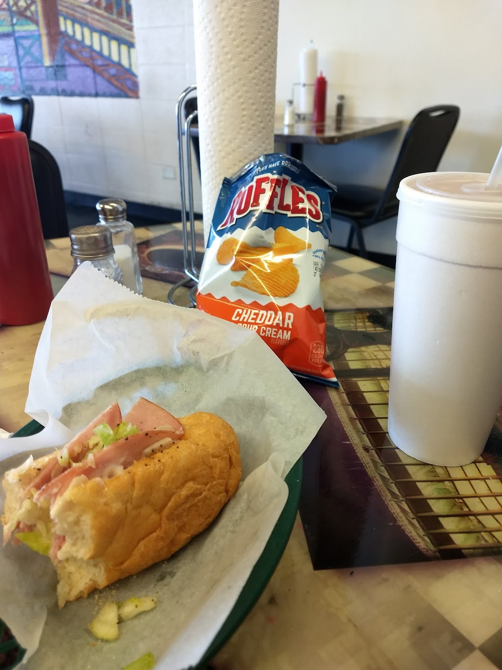 Feelin A Little Philly | restaurant | 1111 S Prairie Ave, Pueblo, CO 81005, USA | 7195607207 OR +1 719-560-7207