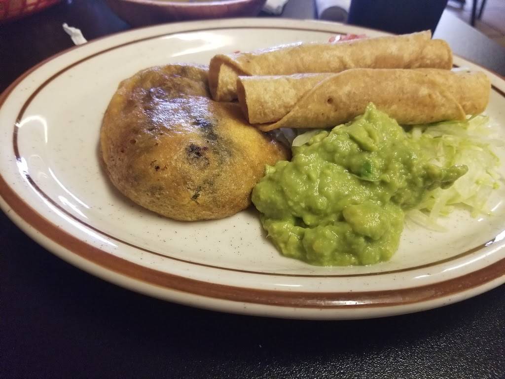 La Esperanza | restaurant | 12786 Railroad Dr, Cutler, CA 93615, USA | 5595282414 OR +1 559-528-2414