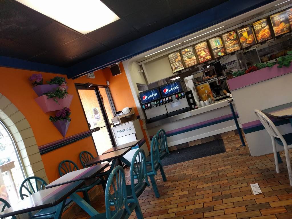 Taco Bell | meal takeaway | 410 Moraga Rd, Moraga, CA 94556, USA | 9253768071 OR +1 925-376-8071
