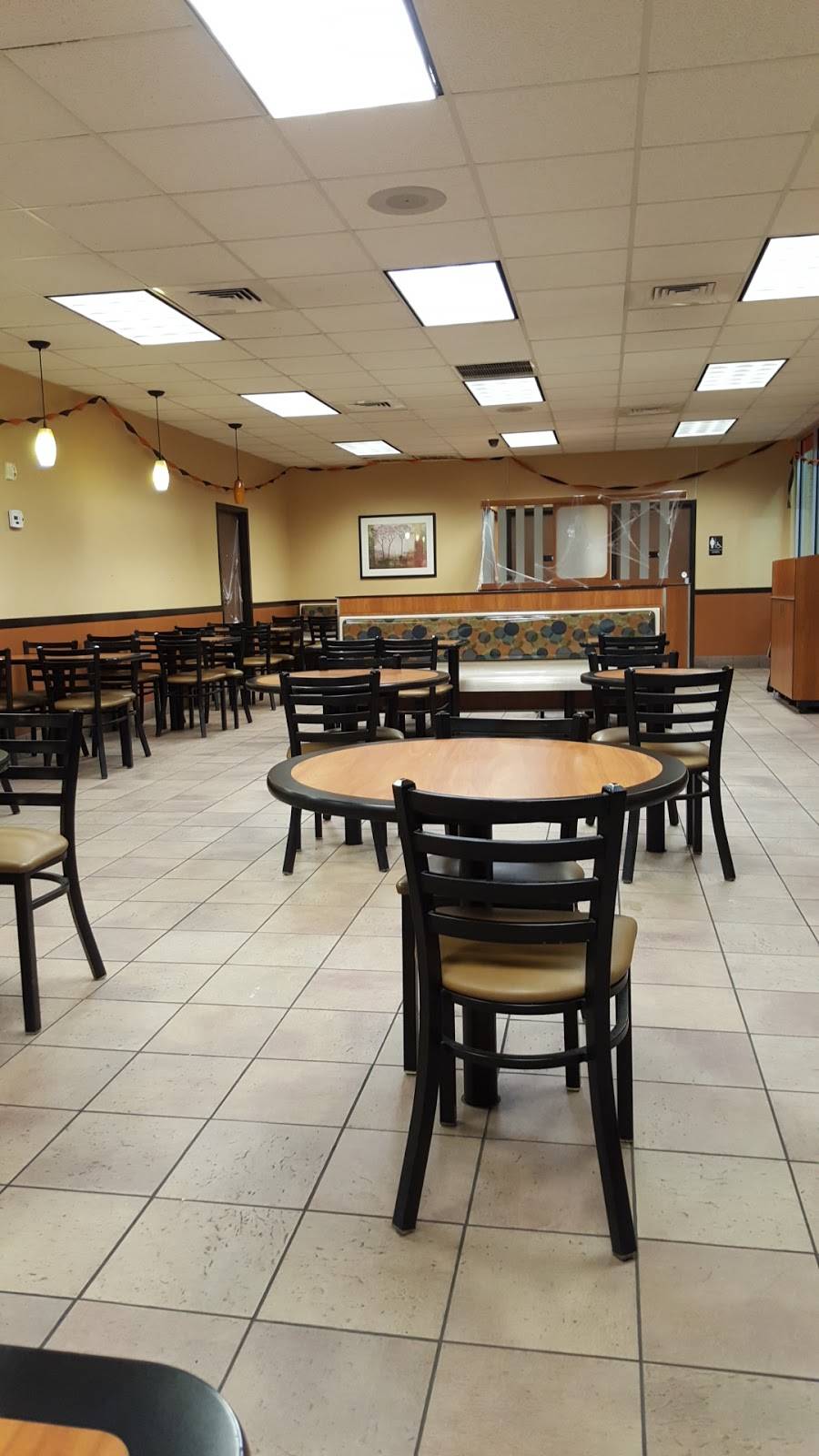 Burger King | restaurant | 2345 S Pulaski Rd, Chicago, IL 60623, USA | 7732778424 OR +1 773-277-8424