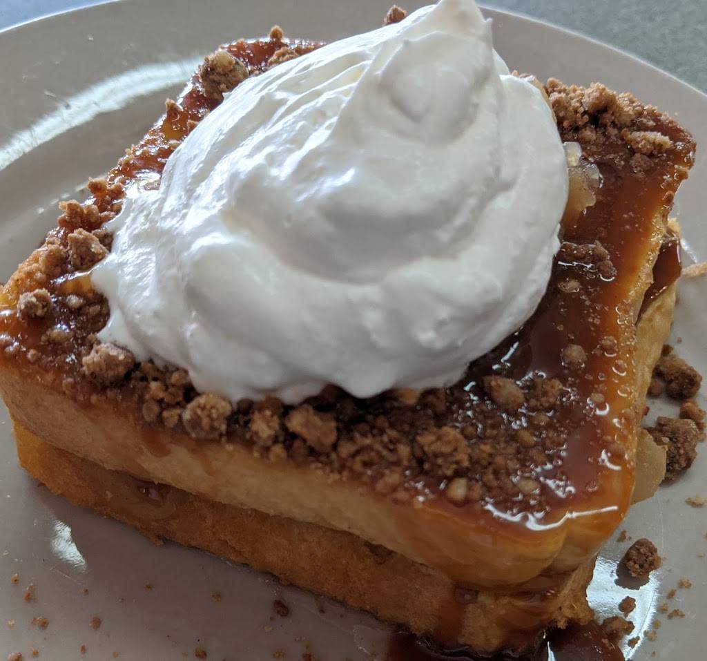 Hannas Diner | restaurant | 83 Henniker St, Hillsboro, NH 03244, USA | 6034643575 OR +1 603-464-3575