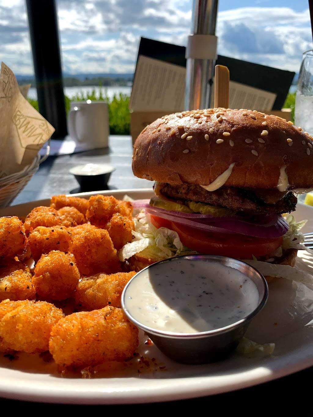McMenamins on the Columbia | restaurant | 1801 SE Columbia River Dr, Vancouver, WA 98661, USA | 3606991521 OR +1 360-699-1521