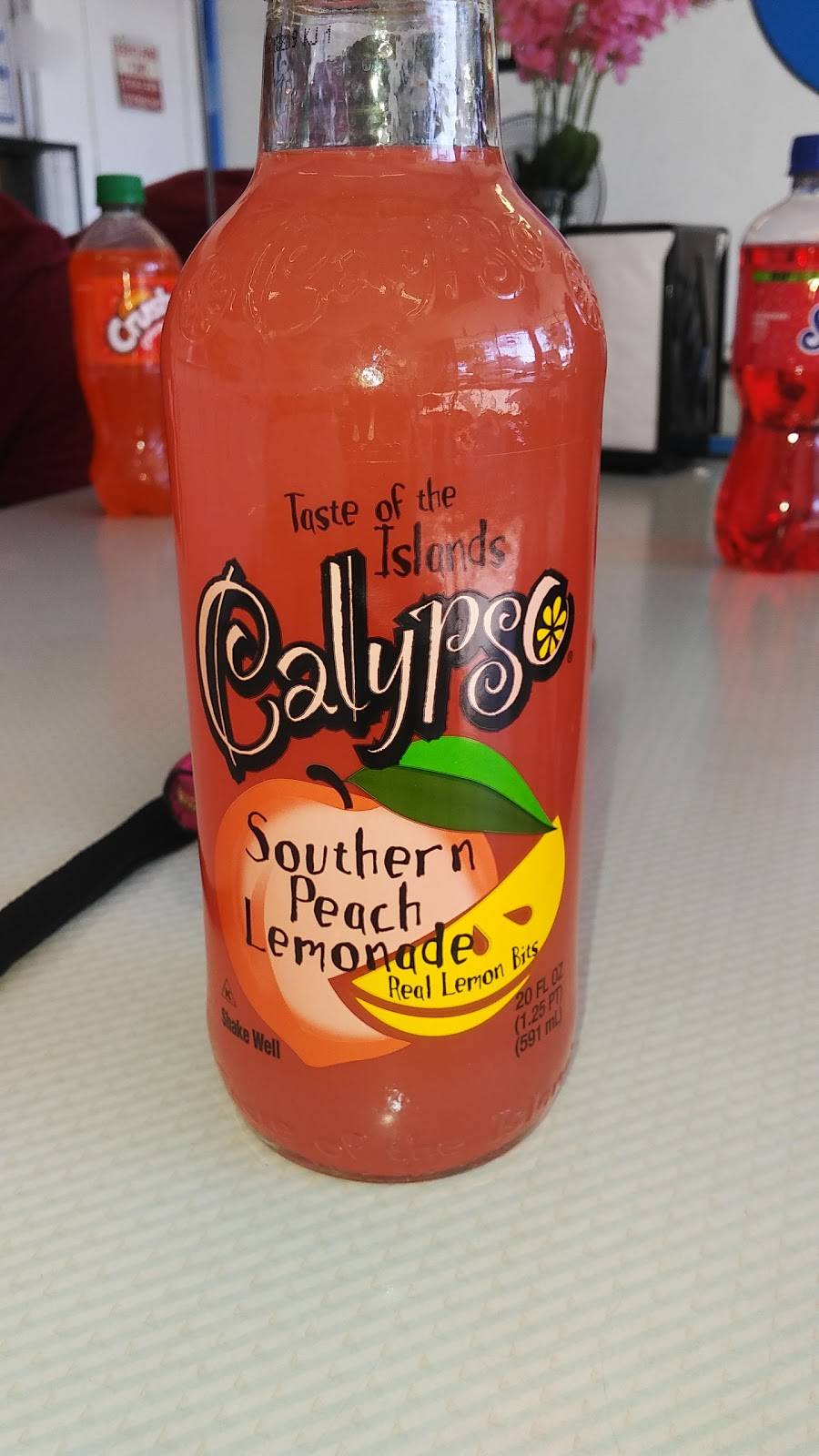 C W & Chris | restaurant | 6512 S Western Ave, Los Angeles, CA 90047, USA | 3237509403 OR +1 323-750-9403