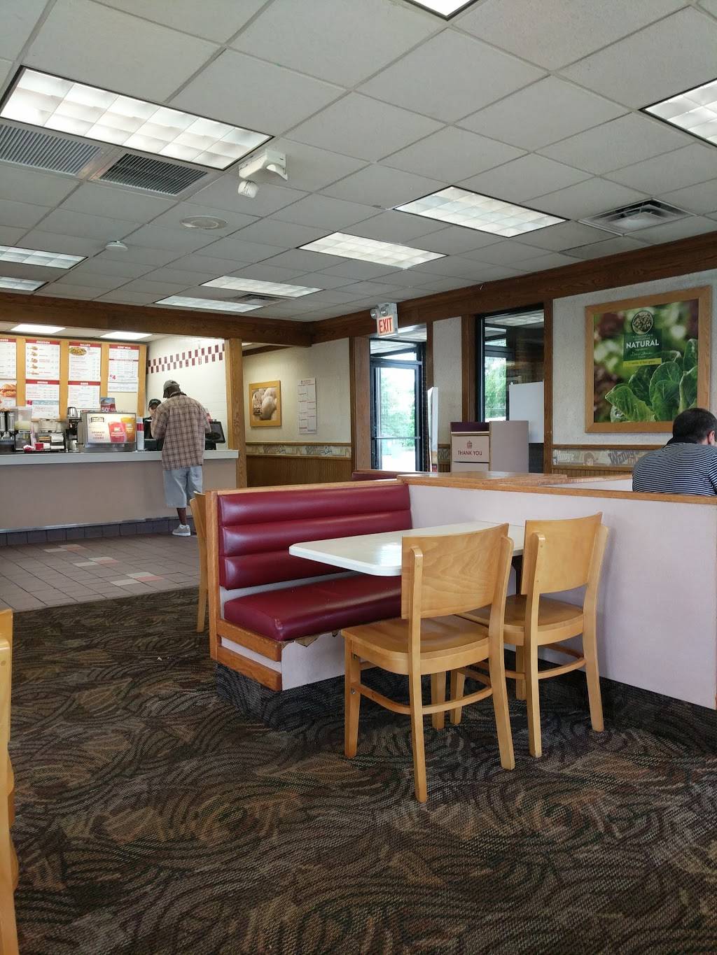 Wendys | restaurant | 9335 Irving Park Rd, Schiller Park, IL 60176, USA | 8476719669 OR +1 847-671-9669