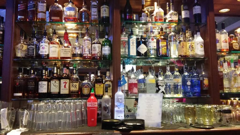 Clubhouse Restaurant & Bar | restaurant | 5155 McCormick Woods Dr SW, Port Orchard, WA 98367, USA | 3608950142 OR +1 360-895-0142