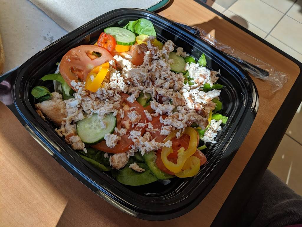 Subway | restaurant | Lowes, 219 Millennium Pkwy, Belleville, ON K8N 4Z5, Canada | 6139660987 OR +1 613-966-0987