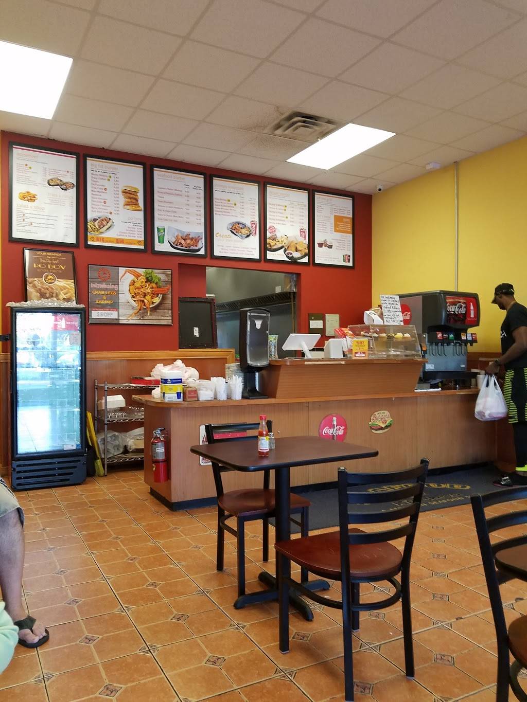 Seafood Kitchen | restaurant | 5072 Ferrell Pkwy #114, Virginia Beach, VA 23464, USA | 7574958585 OR +1 757-495-8585