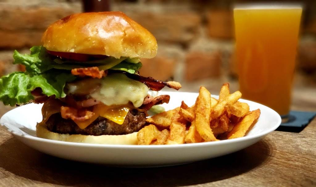 Highrail, Southern Eatery | restaurant | ​122 Main St, Thomson, GA 30824, USA | 7069865982 OR +1 706-986-5982