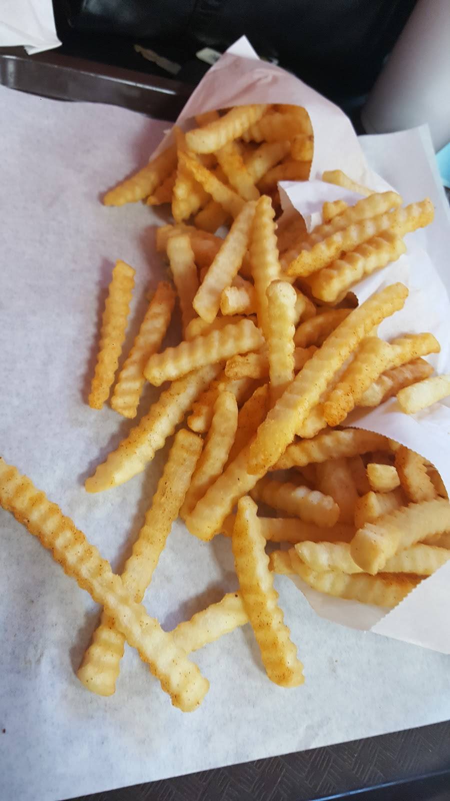 Red Onion | restaurant | 16966 Rd 26, Madera, CA 93638, USA | 5596648026 OR +1 559-664-8026