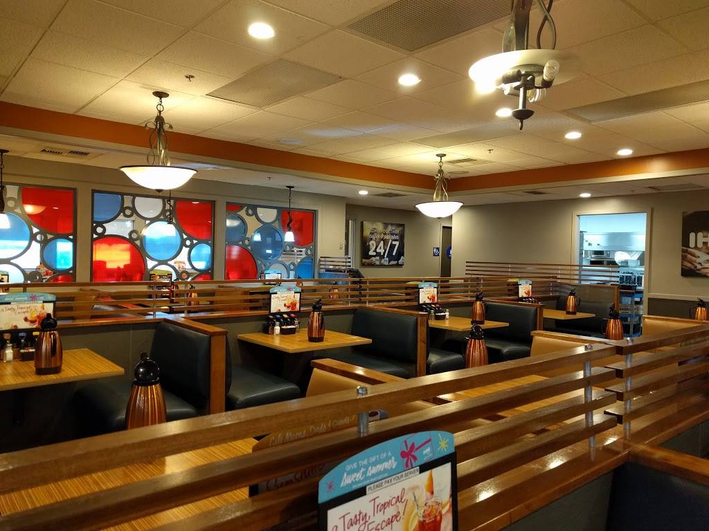 IHOP | restaurant | 24318 Hemlock Ave, Moreno Valley, CA 92557, USA | 9512421522 OR +1 951-242-1522