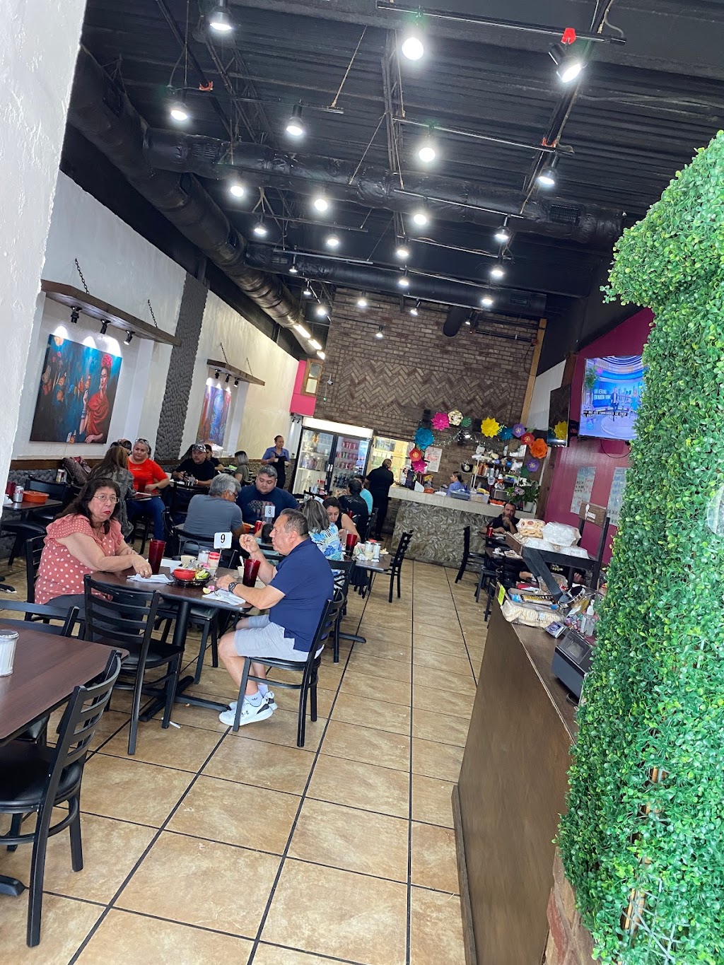 911 Café #2 | restaurant | 1655 E Ruben M Torres Blvd Suite 208, Brownsville, TX 78526, USA | 9565591788 OR +1 956-559-1788