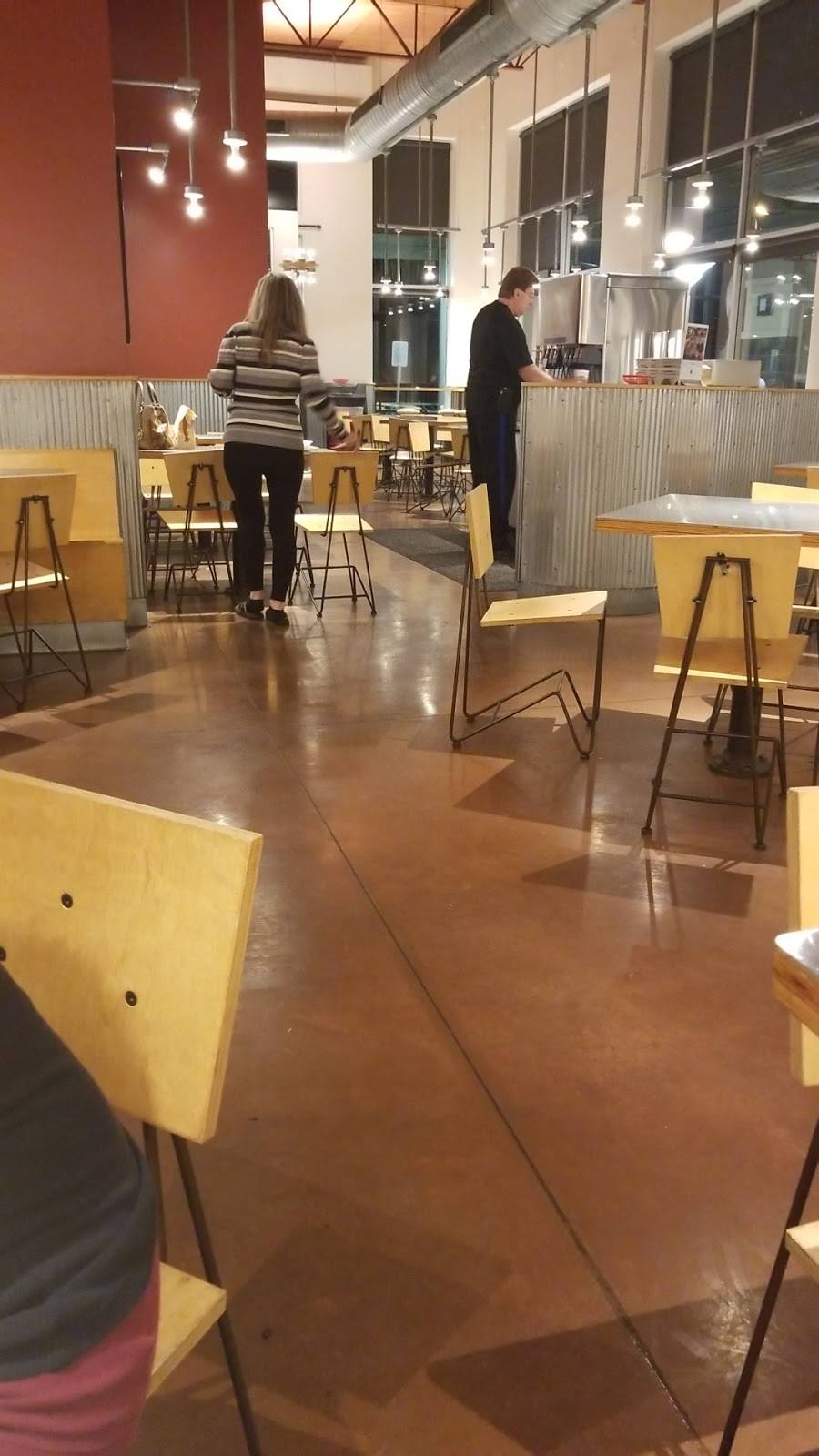 Chipotle Mexican Grill | restaurant | 1084 S Gilbert Rd Ste 104, Gilbert, AZ 85296, USA | 4808928307 OR +1 480-892-8307