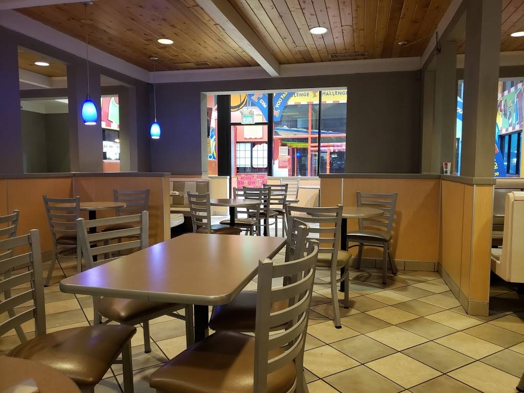 McDonalds | cafe | 16975 Redmond Way, Redmond, WA 98052, USA | 4258836075 OR +1 425-883-6075