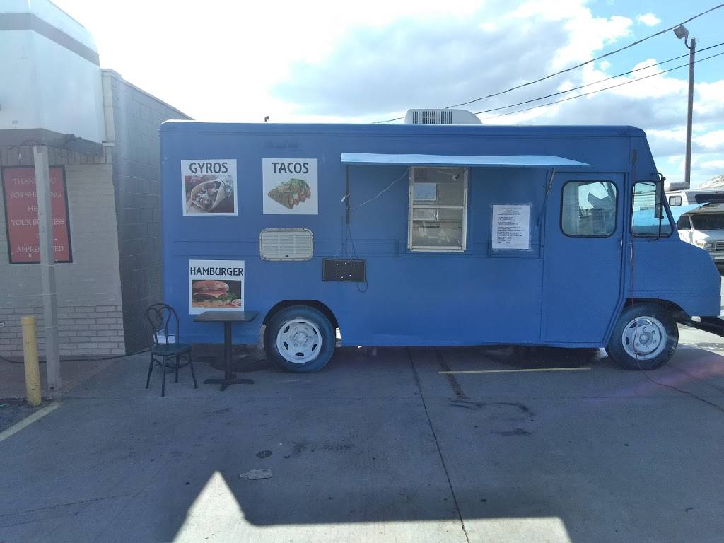 Burgers And Gyros | restaurant | 7919 S Shields Blvd, Oklahoma City, OK 73149, USA | 4054005925 OR +1 405-400-5925