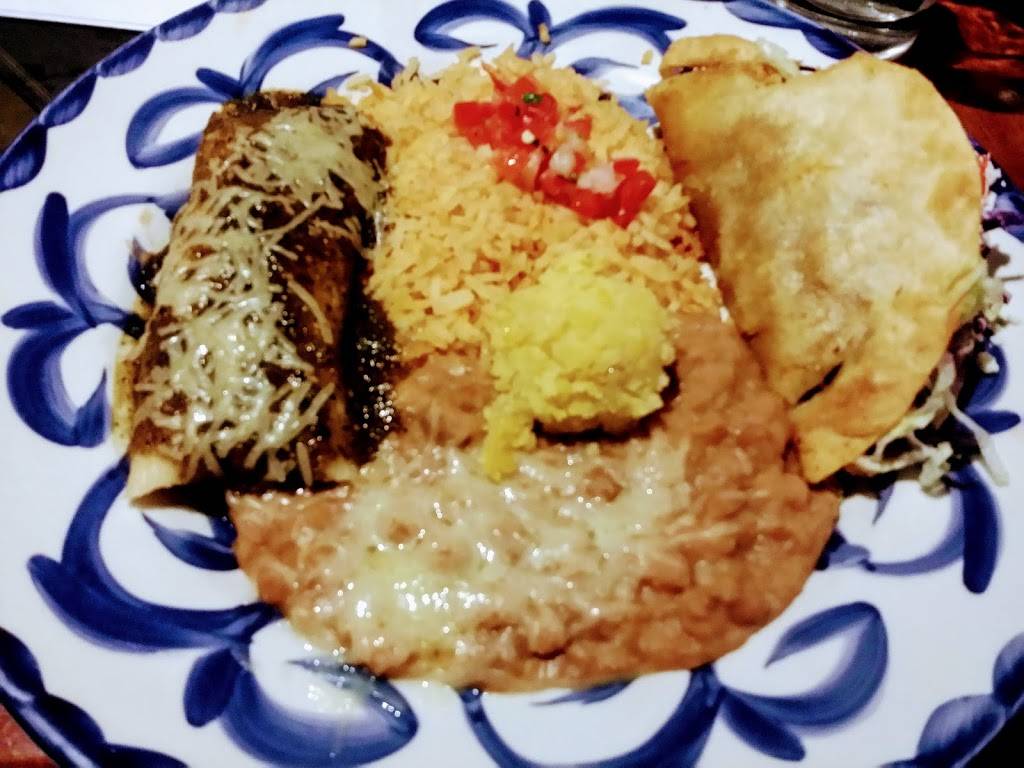 El Torito | restaurant | 118 E Hospitality Ln, San Bernardino, CA 92408, USA | 9093812316 OR +1 909-381-2316