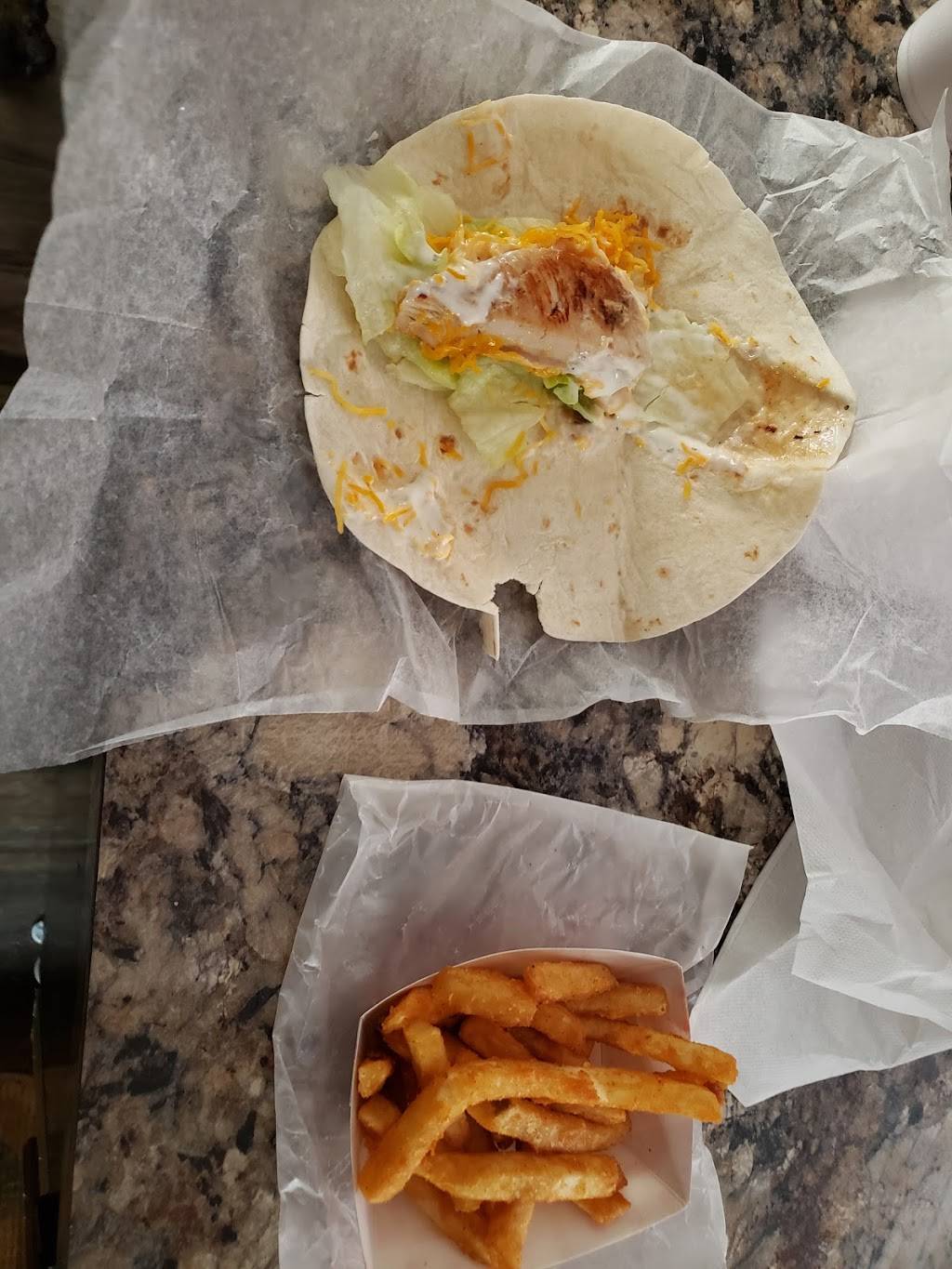 Fents Dairy Corner | restaurant | 6301 Troy Rd, Springfield, OH 45502, USA | 9379641700 OR +1 937-964-1700