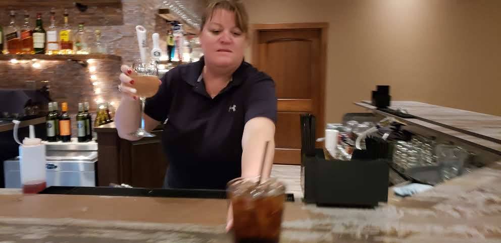 Jefferson Golf Course - Neighbors Grill & Pizza | restaurant | 216 Golf Dr, Jefferson, WI 53549, USA | 9206742965 OR +1 920-674-2965