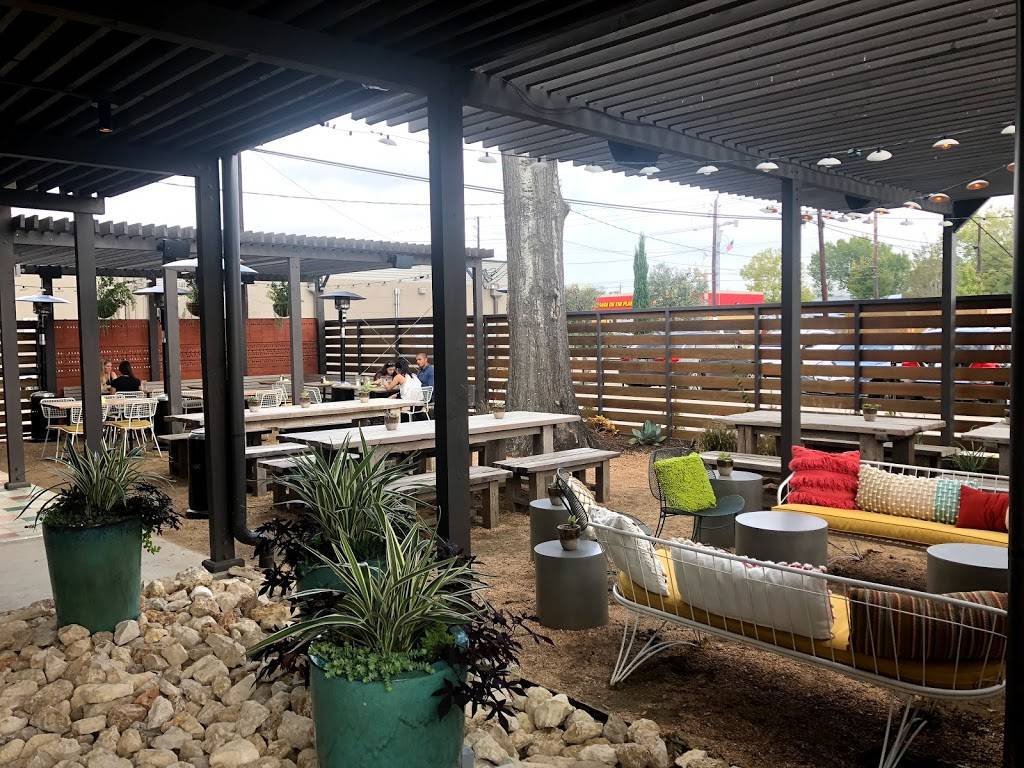 Superica | restaurant | 1801 N Shepherd Dr #B, Houston, TX 77008, USA | 7139553215 OR +1 713-955-3215