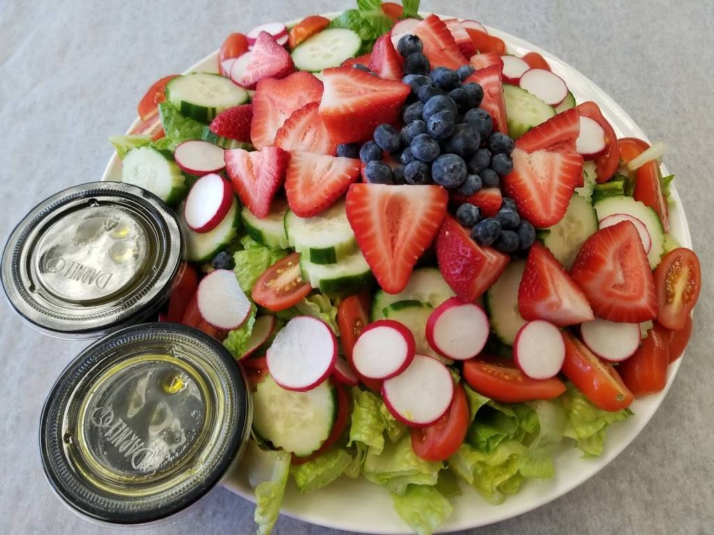 Bakers Fish & Chips and More | meal takeaway | 5622 Wyandotte St E, Windsor, ON N8S 1M3, Canada | 2267225565 OR +1 226-722-5565