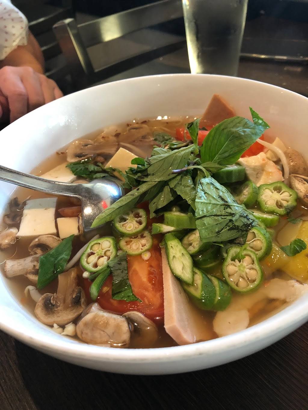 Andy Nguyens Vegetarian Restaurant | restaurant | 2007 Broadway, Sacramento, CA 95818, USA | 9167361157 OR +1 916-736-1157