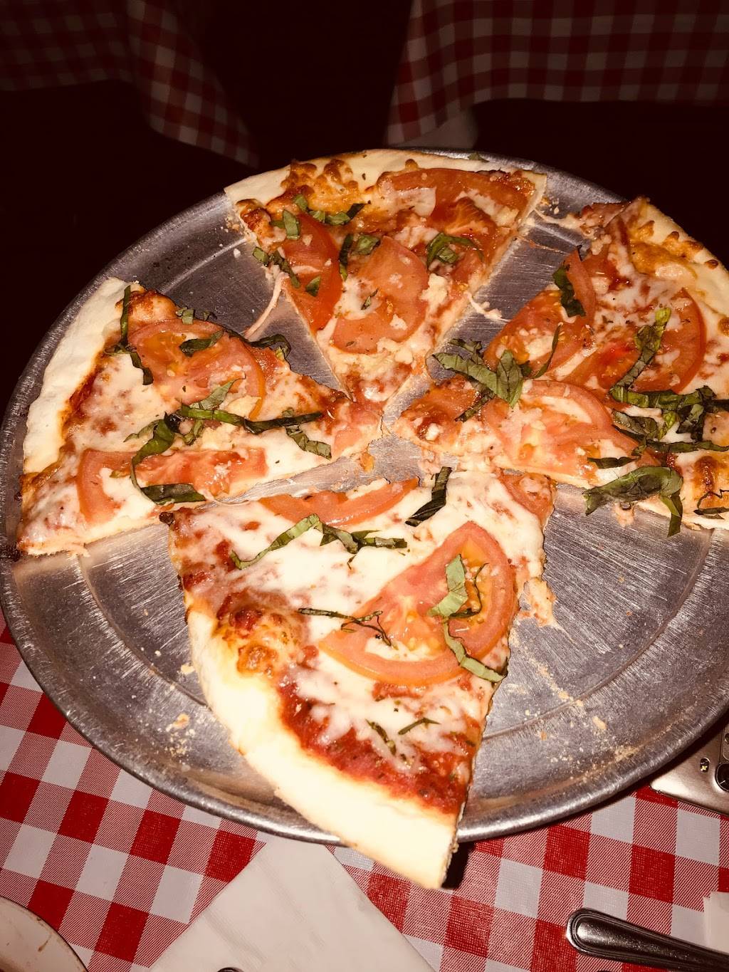 Antonios Pizzeria and Italian Restaurant | meal delivery | 13619 Ventura Blvd, Sherman Oaks, CA 91423, USA | 8187881103 OR +1 818-788-1103