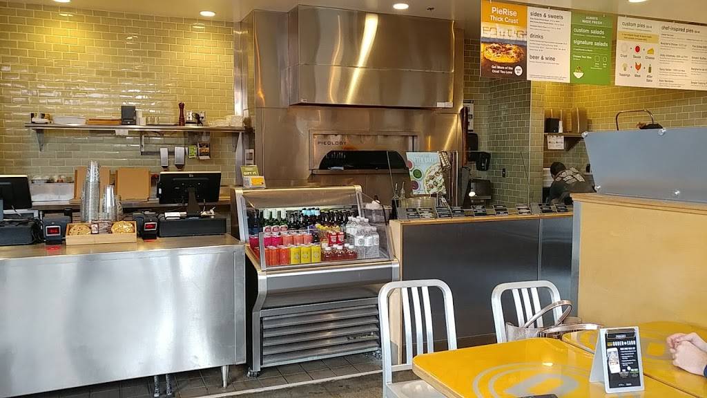 Pieology Pizzeria Fig Garden, Fresno, CA | restaurant | 5068 N Palm Ave, Fresno, CA 93704, USA | 5592252546 OR +1 559-225-2546