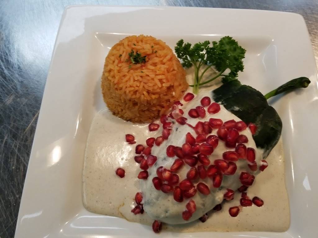 El Vecino Tex Mex | restaurant | 718 N Buckner Blvd, Dallas, TX 75218, USA | 4698026060 OR +1 469-802-6060