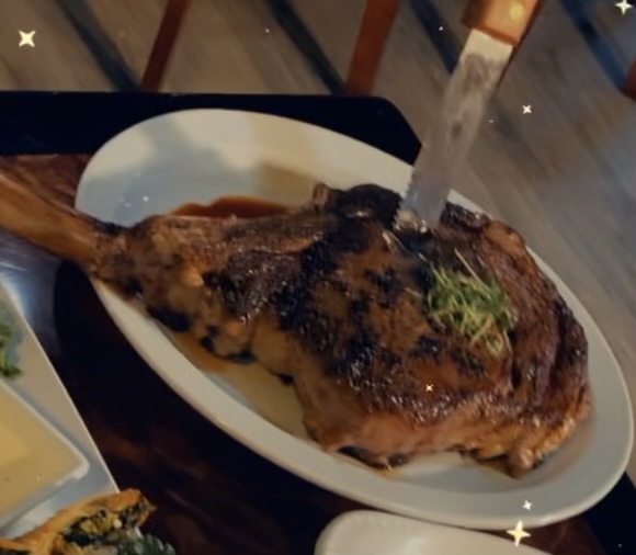 Luxor Steak & Lobster | restaurant | 3199 Main St, Buffalo, NY 14214, USA | 7163819306 OR +1 716-381-9306