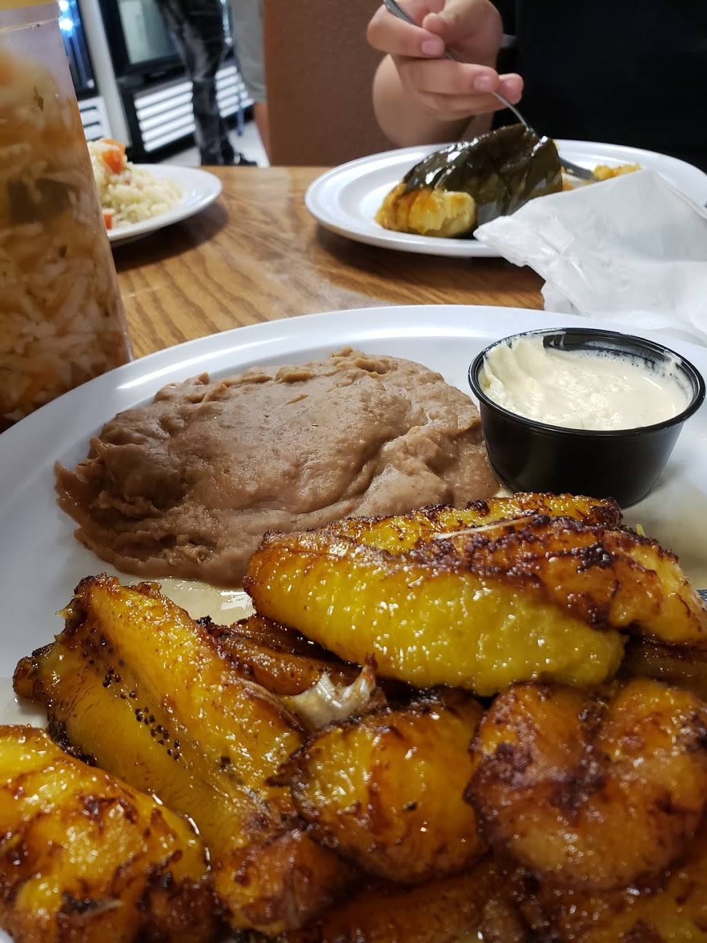 El Pulgarcito | restaurant | 4200 E Truman Rd, Kansas City, MO 64127, USA | 8162413954 OR +1 816-241-3954