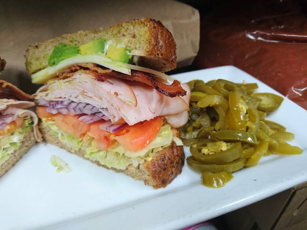 Chilis Grill & Bar | meal takeaway | 5650 Almaden Expwy, San Jose, CA 95118, USA | 4082664800 OR +1 408-266-4800