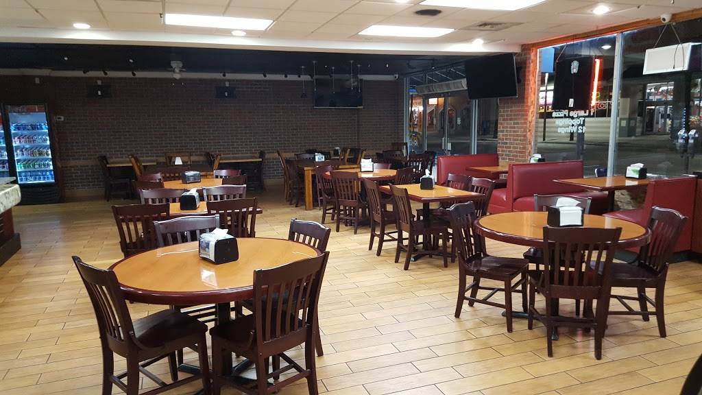 Captains Pizza | restaurant | 2046, 462 Mandalay Ave, Clearwater, FL 33767, USA | 7274461799 OR +1 727-446-1799