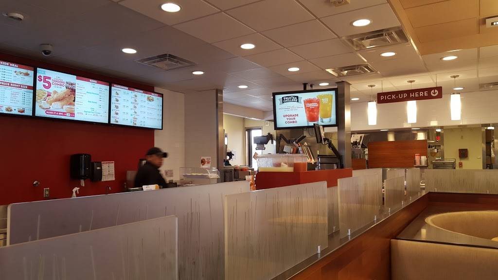 Wendys | restaurant | 1317 N Saginaw Blvd, Saginaw, TX 76179, USA | 8179539450 OR +1 817-953-9450