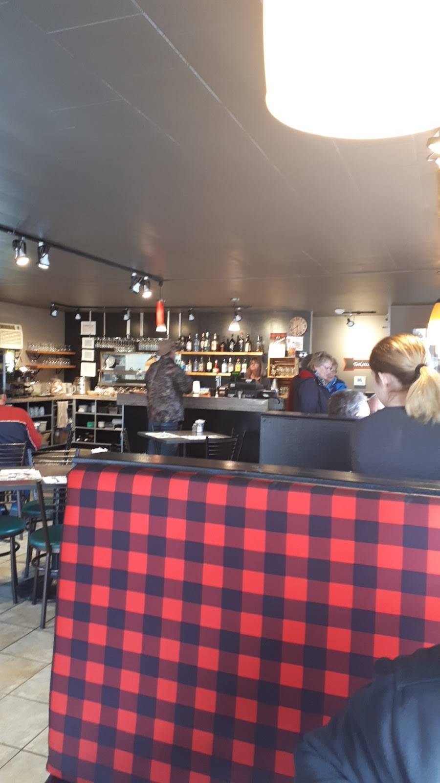 Oresto | restaurant | 550 Rue Brassard, Saint-Michel-des-Saints, QC J0K 3B0, Canada | 4508331777 OR +1 450-833-1777