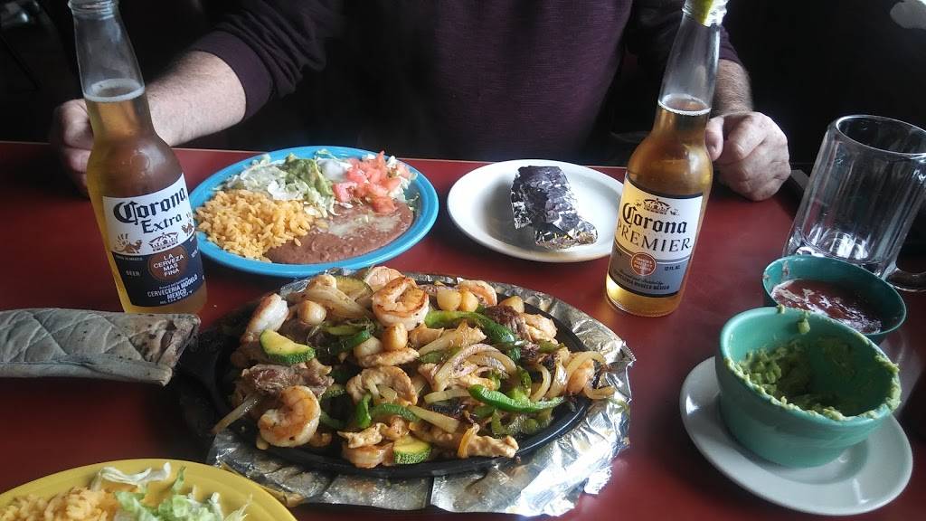 La Fiesta Grille | restaurant | 316 W Spring St, Monroe, GA 30655, USA | 7702670741 OR +1 770-267-0741