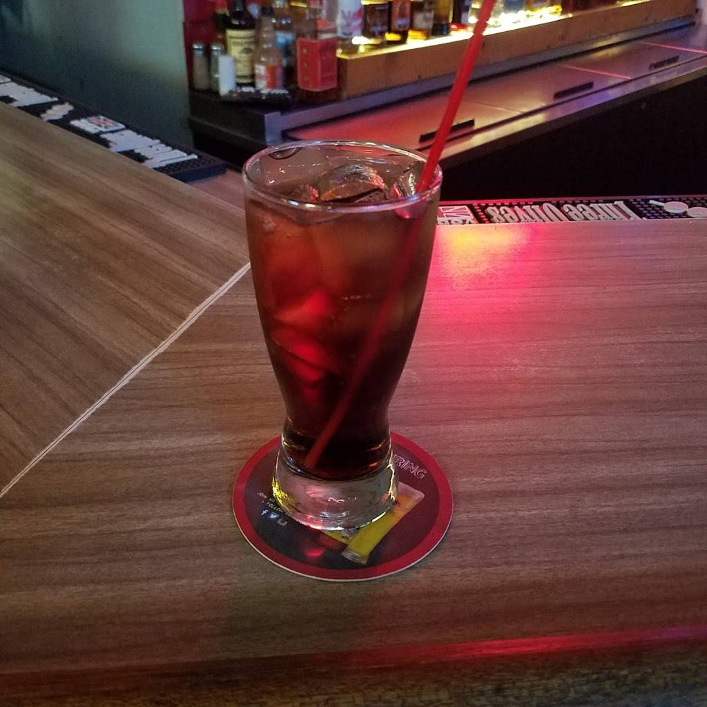 DDs Roadhouse | restaurant | 1062 S Reynolds Rd, Toledo, OH 43615, USA | 4193811049 OR +1 419-381-1049