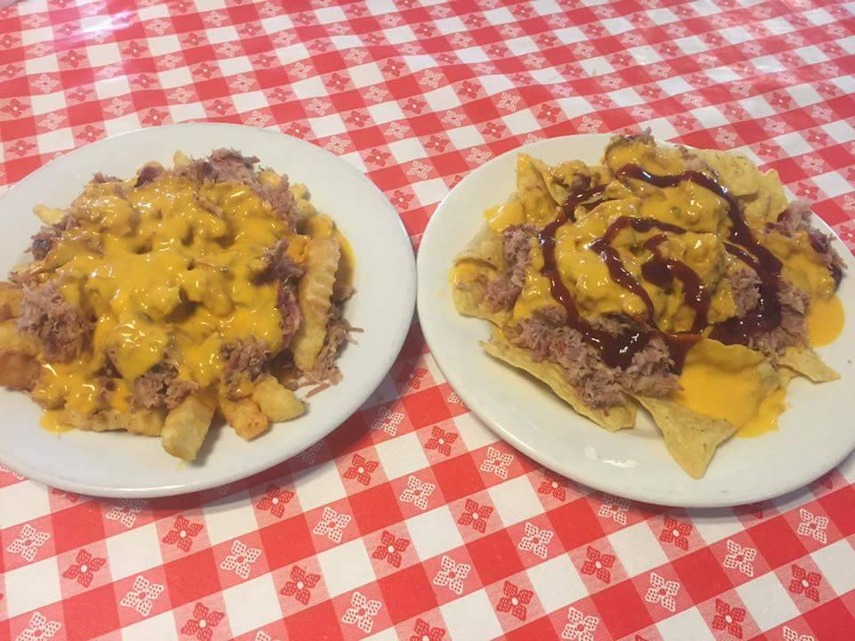 Bills Bar-B-Q | restaurant | 890 St Francis St, Kennett, MO 63857, USA | 5738888887 OR +1 573-888-8887