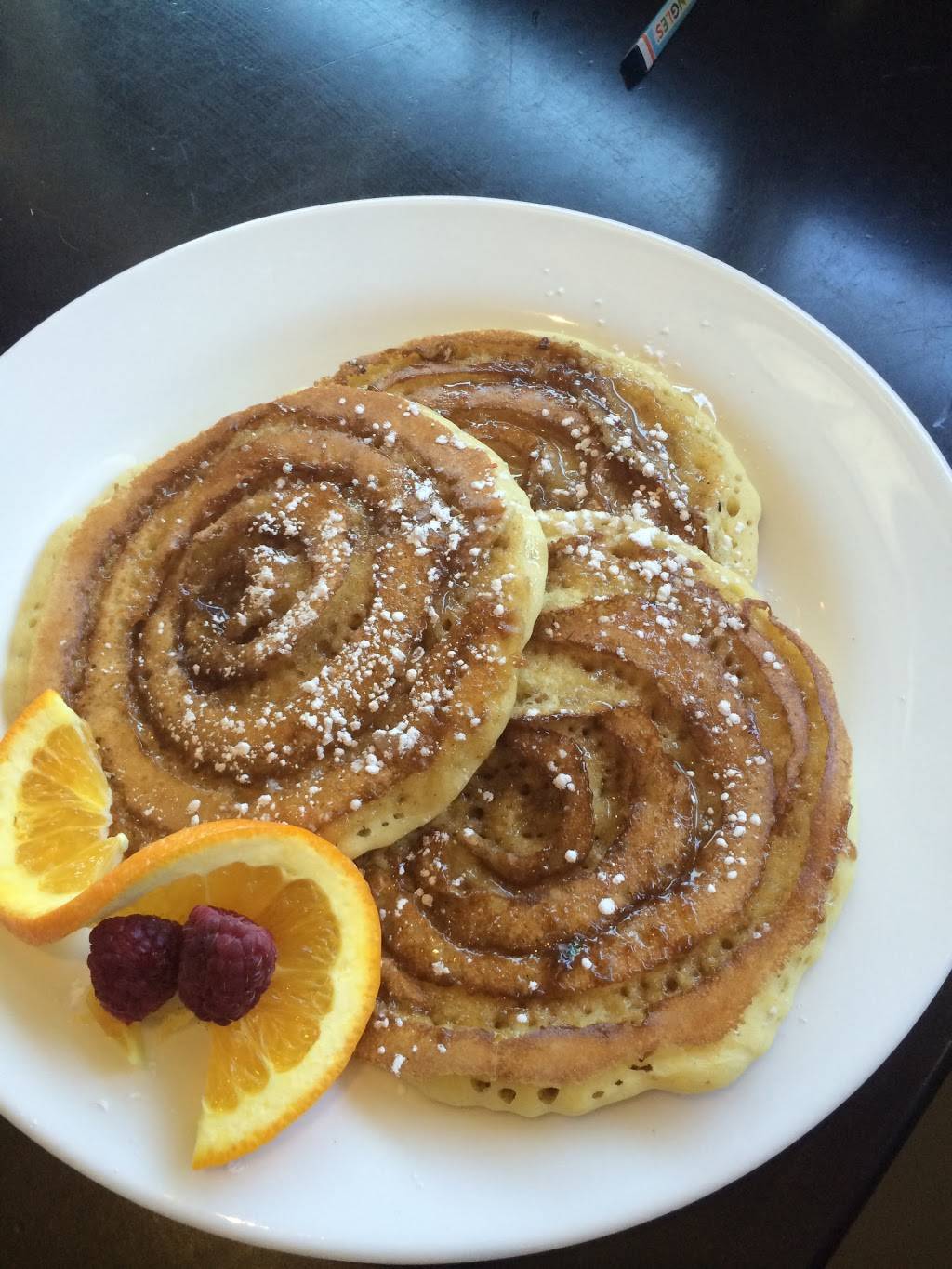 Three Squares Craft Kitchen & Cocktails | restaurant | 669 Highland Ave, Needham, MA 02494, USA | 7814444644 OR +1 781-444-4644