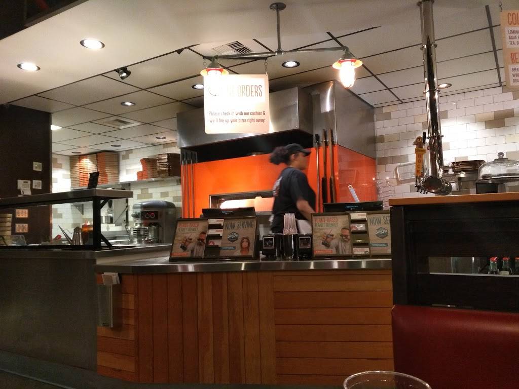 Blaze Pizza | meal takeaway | 2410 W Memorial Rd, Oklahoma City, OK 73134, USA | 4052561362 OR +1 405-256-1362