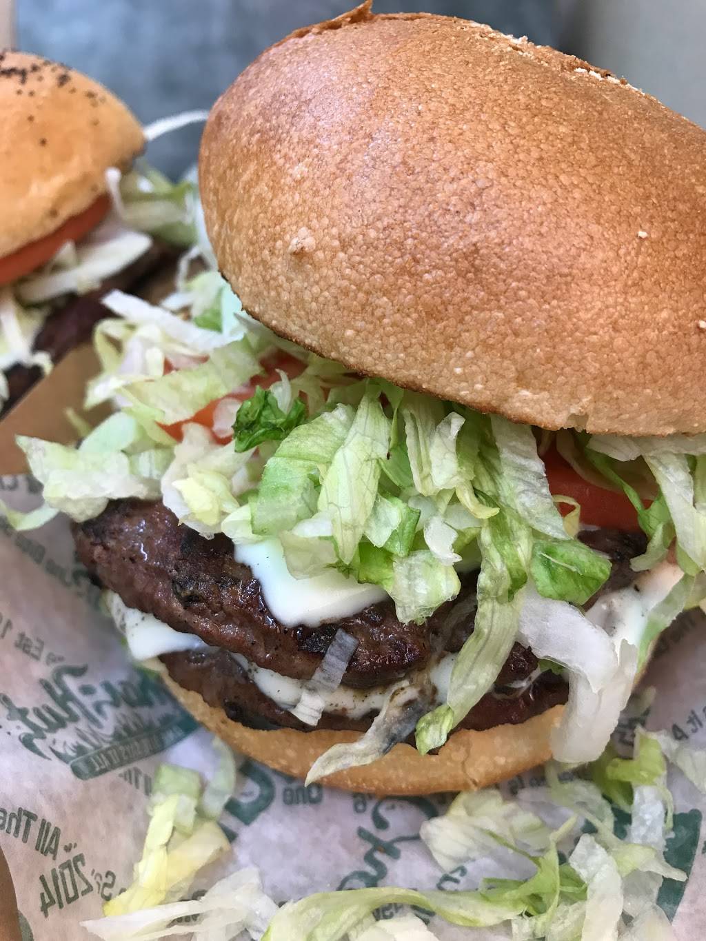 Char-Hut | Davie, FL | restaurant | 9000 W State Rd 84, Davie, FL 33324, USA | 9544749312 OR +1 954-474-9312