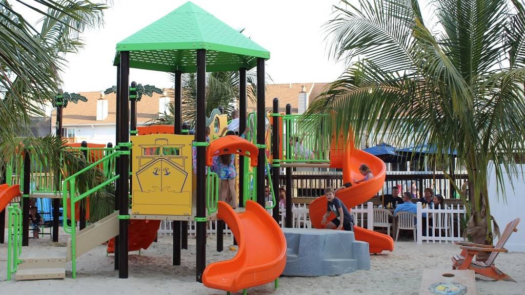 Tailchasers Restaurant & Dock Bar | restaurant | 12203 Coastal Hwy, Ocean City, MD 21842, USA | 4436647075 OR +1 443-664-7075