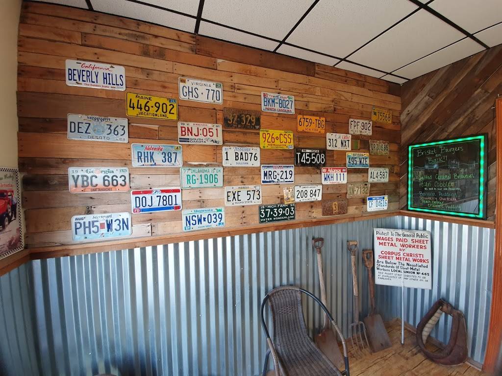 Mr Gs Bar-B-Que | restaurant | 4701 I-37 Frontage Rd, Corpus Christi, TX 78408, USA | 3618821880 OR +1 361-882-1880