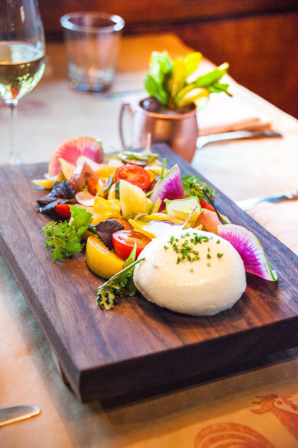 The Lucky Rooster Kitchen and Bar | restaurant | 841 William Hilton Pkwy Unit A, Hilton Head Island, SC 29928, USA | 8436813474 OR +1 843-681-3474