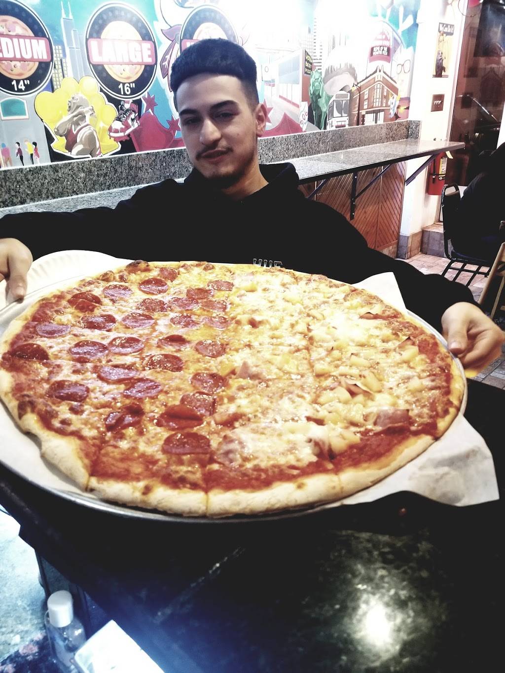 Catalinas Pizzeria | restaurant | 5337 W Belmont Ave, Chicago, IL 60641, USA | 7739930632 OR +1 773-993-0632