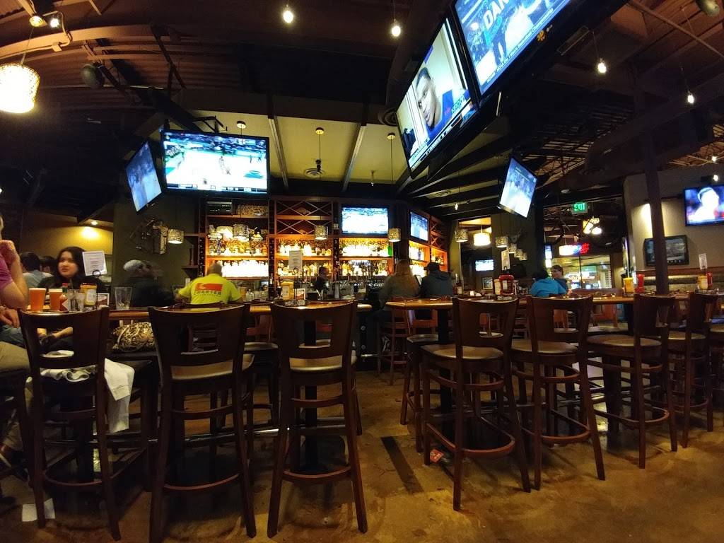 Blazing Onion Burger Company | restaurant | 3000 184th St SW #840, Lynnwood, WA 98037, USA | 4256409100 OR +1 425-640-9100